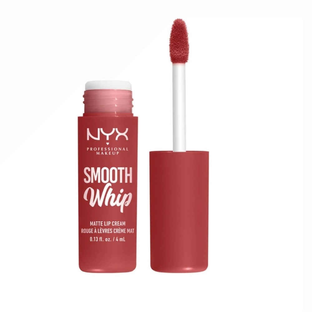 NYX Smooth Whip Matte Lip Cream 
Parfait Lip Gloss Lipstick